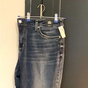 BRAND NEW Silver Jeans